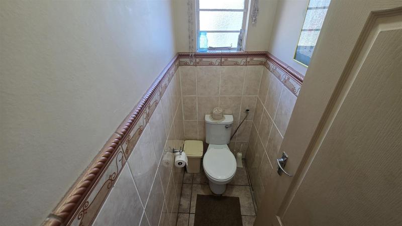 4 Bedroom Property for Sale in Klein Brak Western Cape